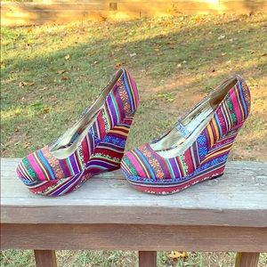 Multi-color Wedges